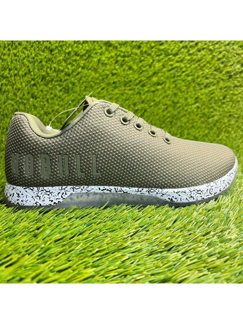 Nobull Outwork SuperFabric Trainer Womens Size 8 Green Running Shoes Sneakers